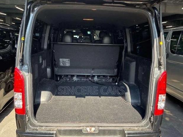 Toyota Hiace Super GL Dark Prime2 2022