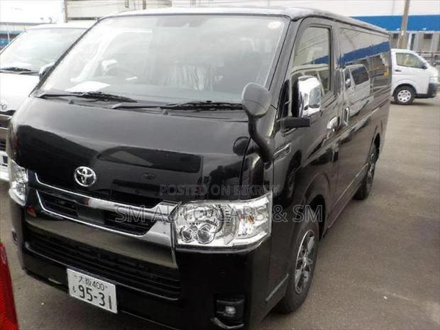 Toyota Hiace Super GL Black 2025