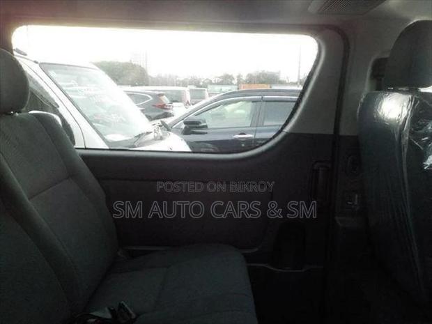Toyota Hiace Super GL Black 2025