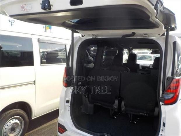Toyota Noah s-z p a c k g e 2022