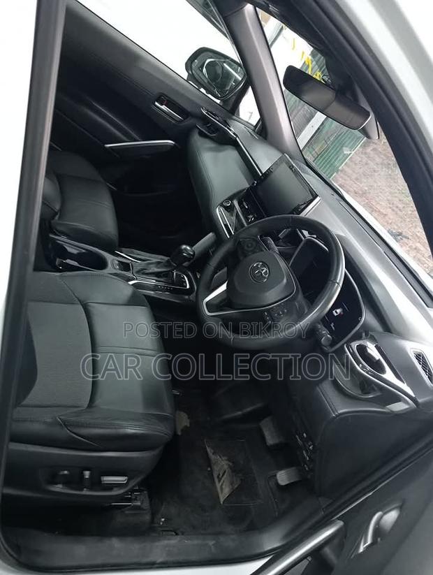 Toyota Corolla Cross Z Leather Hyb Pearl 2022