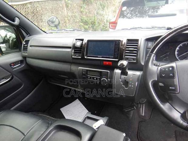 Toyota Hiace SUPER GL DARK PRIME 2020