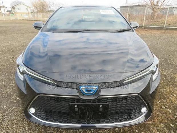 Toyota Corolla Touring WXB Black 2021