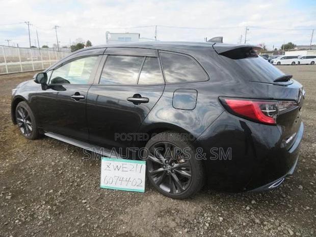 Toyota Corolla Touring WXB Black 2021