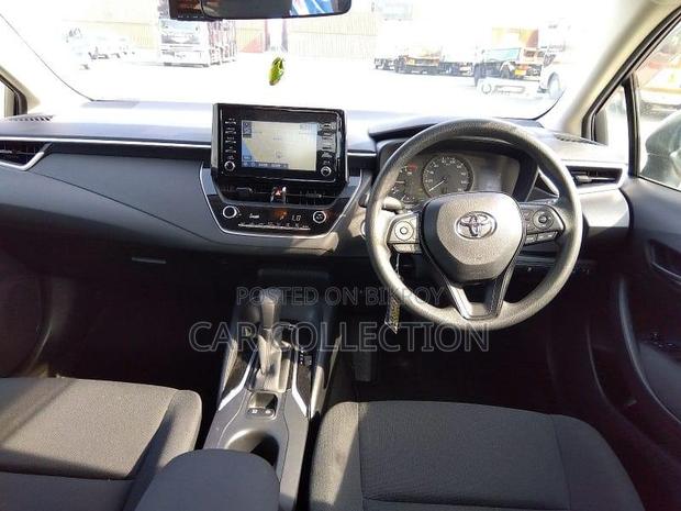 Toyota Corolla Gx White 2020