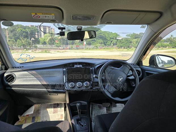 Toyota Axio Ex Non Hybrid Black 2022