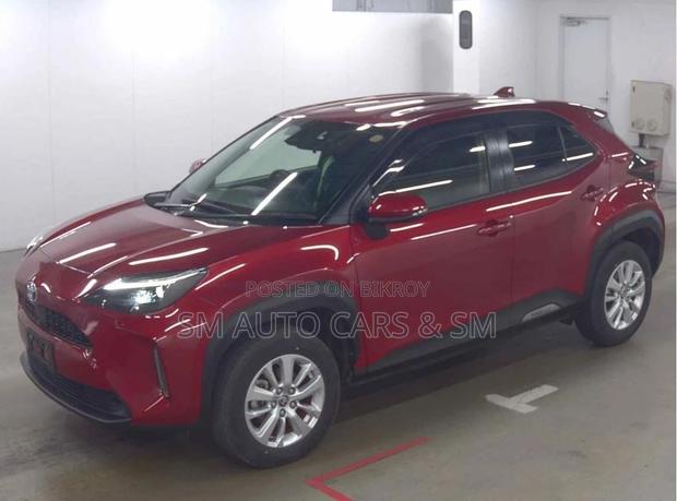 Toyota Yaris Cross G Red Wine Color 2022