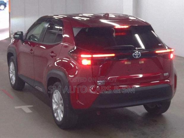 Toyota Yaris Cross G Red Wine Color 2022