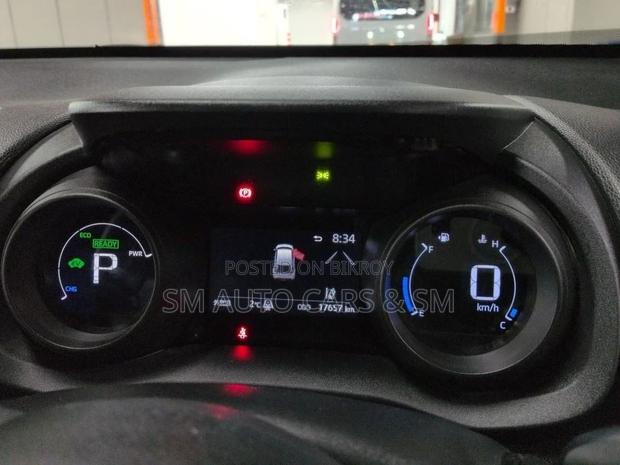 Toyota Yaris Cross G Red Wine Color 2022