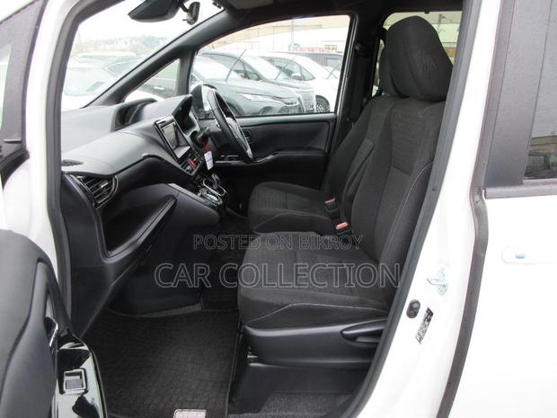 Toyota Noah G 2021