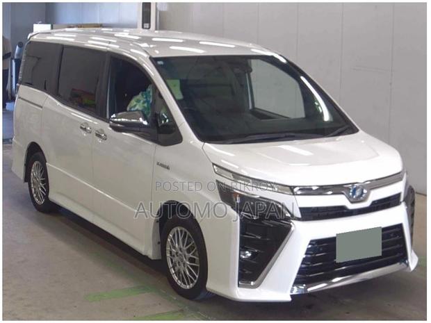 Toyota Voxy ZS KIRAMEKI 2 2020