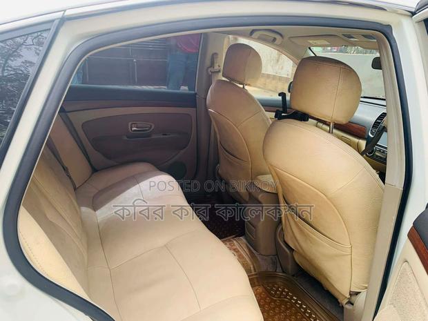 Nissan Bluebird sylphy 2012