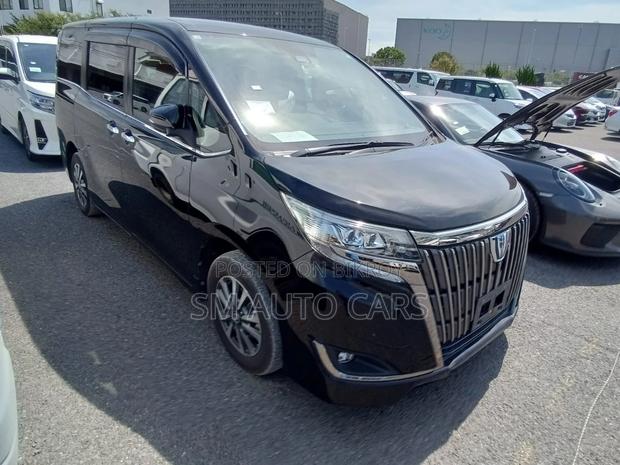 Toyota Esquire Hybrid Gi Premium 2020