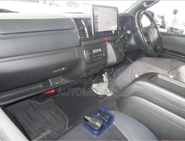 Toyota Hiace Super GL Dark Prime 2020