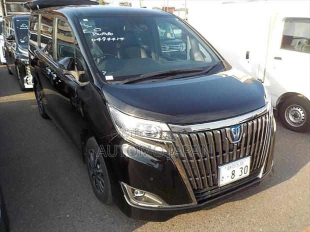 Toyota Esquire GI Premium 2021