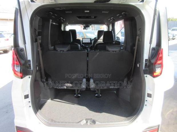 Toyota Noah Hybrid S-Z Full Opt 2022