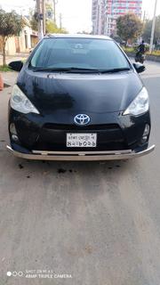 Toyota Aqua 2014 Black for sale
