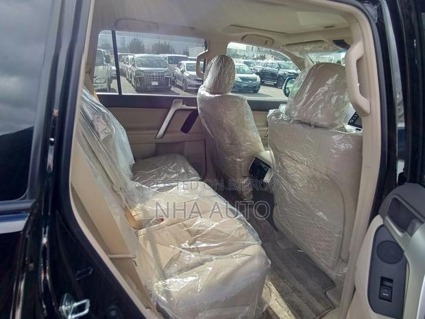 Toyota Land Cruiser Prado TXL 2023
