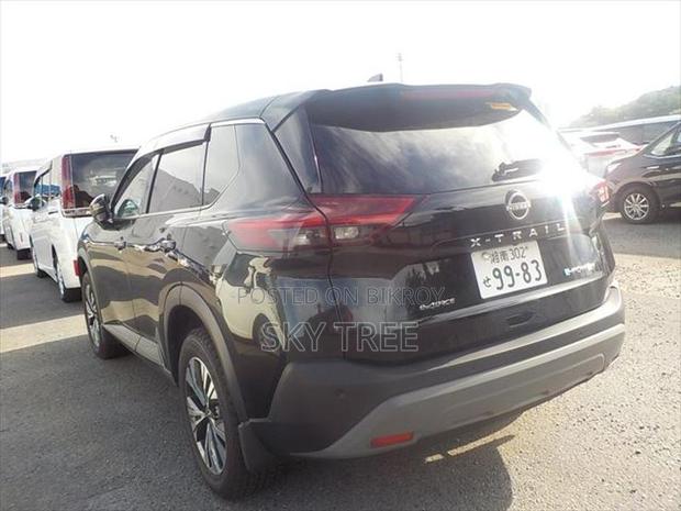 Toyota Noah g p-a-c-k-a-g-e 2021