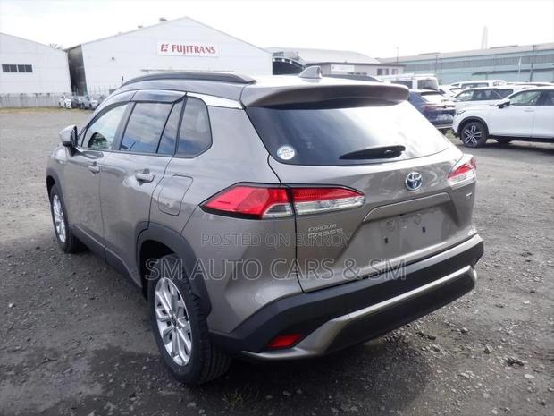Toyota Corolla Cross S Bronze Hardtop 2022