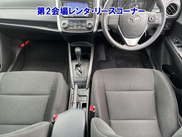 Toyota Fielder Ex Hybrid White2020 2020