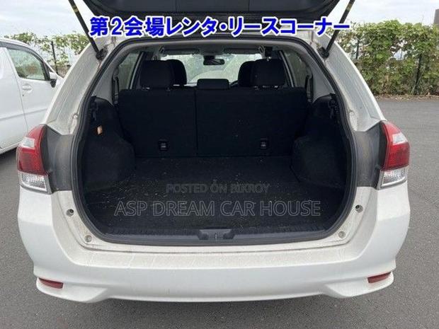 Toyota Fielder Ex Hybrid White2020 2020