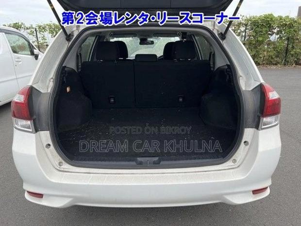 Toyota Fielder Ex Hybrid White2020 2020