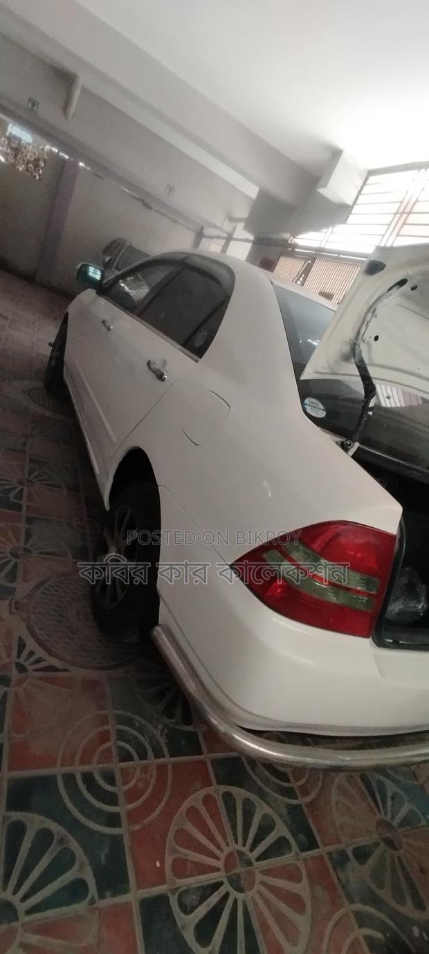 Toyota Corolla Assesta 2003