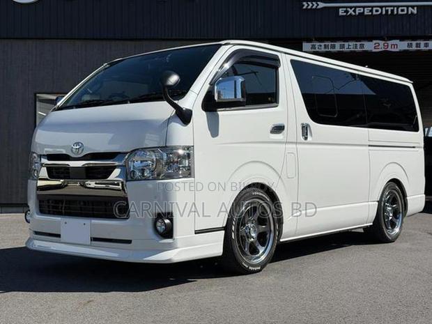 Toyota Hiace SUPER GL DARK PRIME 2021