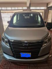 Toyota Noah 1.8 FWD Hybrid (7 Seater) 2014 Silver for sale