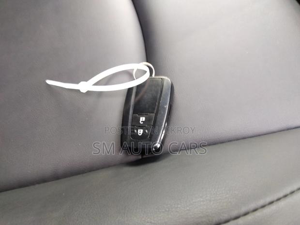 Toyota Prius S Touring Selection 2020