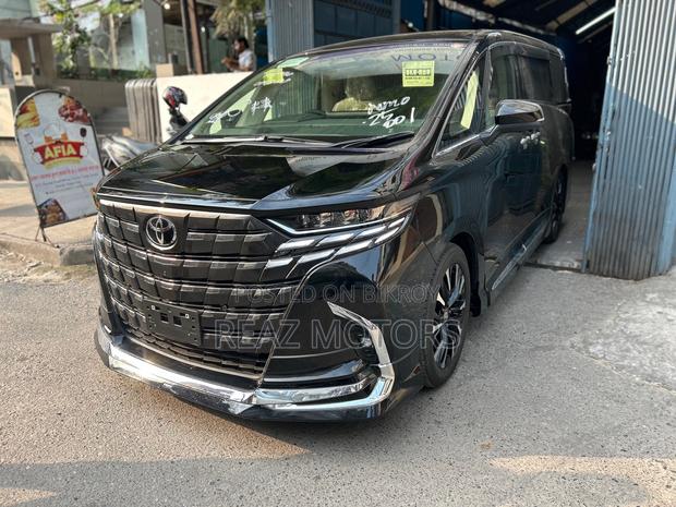 Toyota Alphard EXECUTIVE LOUNGE 2025
