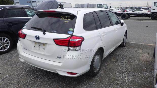 Toyota Fielder EX 2020