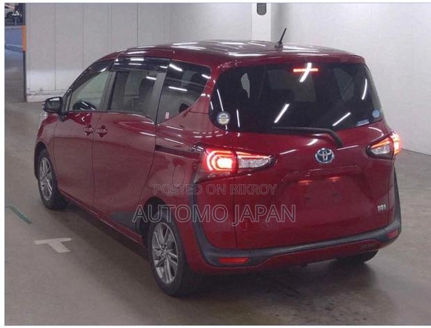 Toyota Sienta G Kero 2020
