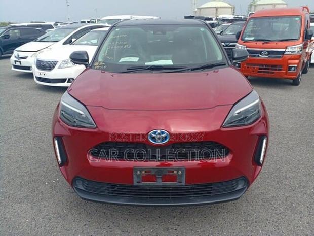 Toyota Yaris Cross Z Leather Hybrid Red 2021