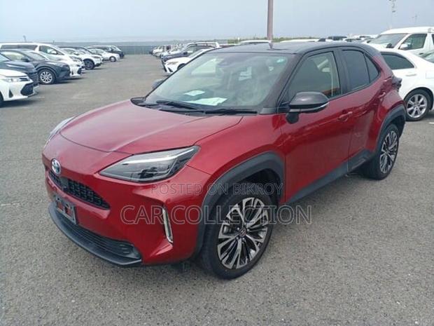 Toyota Yaris Cross Z Leather Hybrid Red 2021