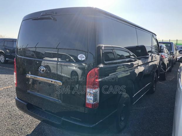 Toyota Hiace Super GL Dark Prime2 2022