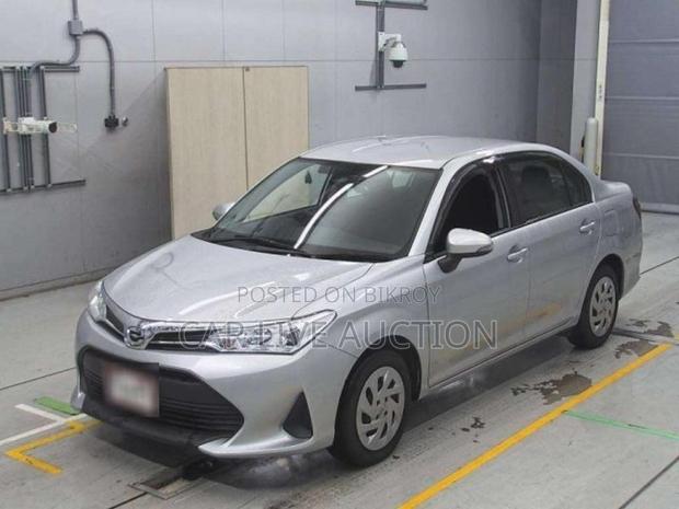 Toyota Axio hybrid 2021