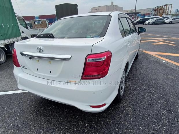 Toyota Axio EX PACKAGE 2020
