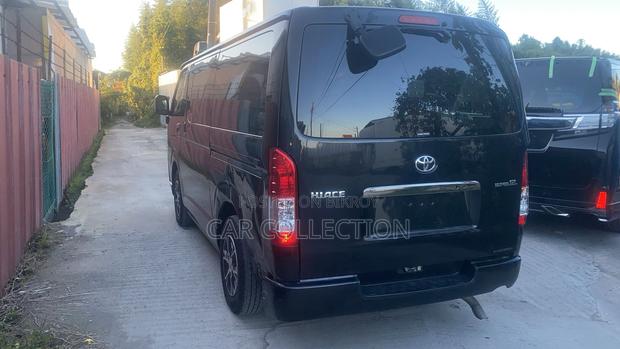Toyota Hiace super GL 2021