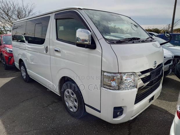 Toyota Hiace Super GL Dark Prime2 2022