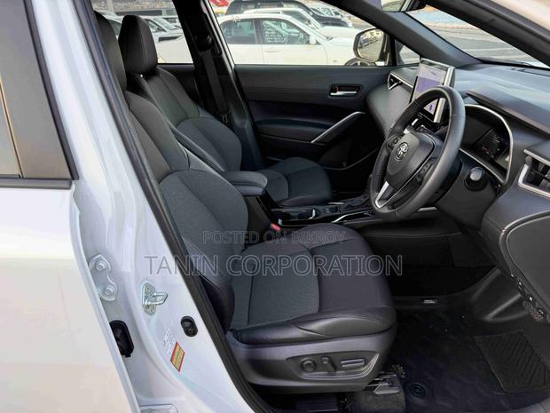 Toyota Corolla Cross Z Leather Moonroof 2024