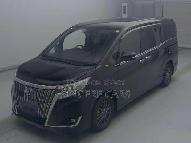 Toyota Esquire GI HYBRID 4 POINT 2020