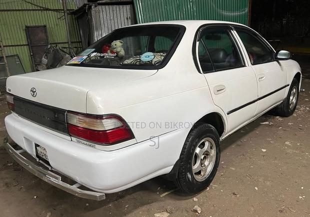 Toyota Corolla 100 All OKay 1995