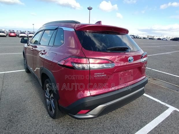 Toyota Corolla Cross Z Red Hardtop 2022
