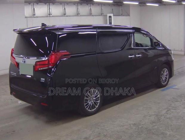 Toyota Alphard Executive Lounge 2022