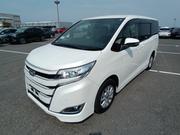 Toyota Noah Hybrid G Pearl 2020 for sale