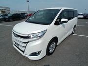 Toyota Noah Hybrid G Pearl 2020 for sale