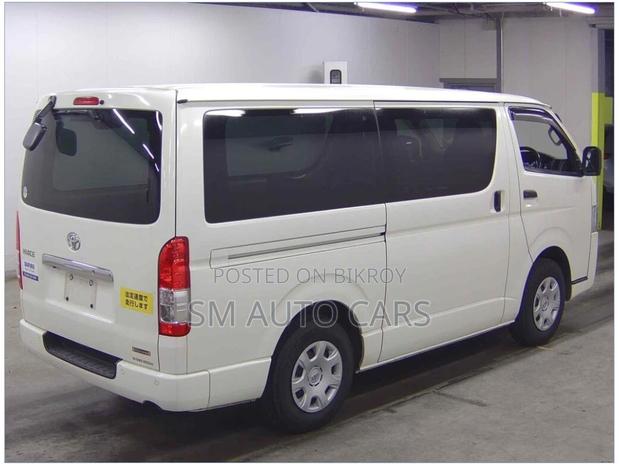 Toyota Hiace GL White Single AC 2021