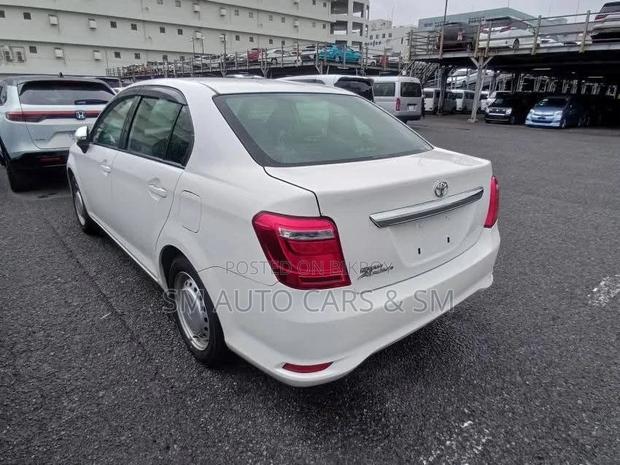 Toyota Axio Non Hybrid EX White 2020